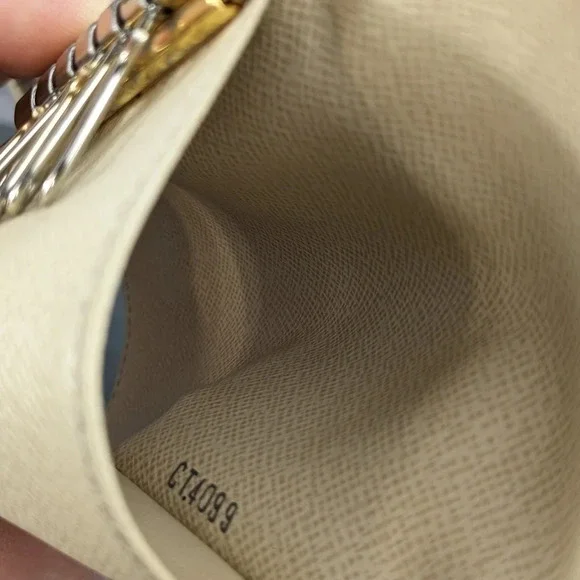 Louis Vuitton Damier Azur Multicles 6 Key Case wallet LV AUTHENTIC *FIRM PRICE* - Picture 14 of 16